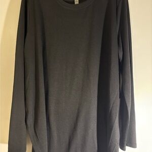 NWT Mono B Dark Gray Long Sleeve Women's Top